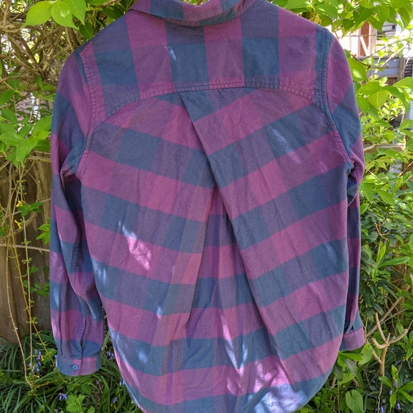 Lululemon Full Day Ahead Flannel - Picture 3 of 6